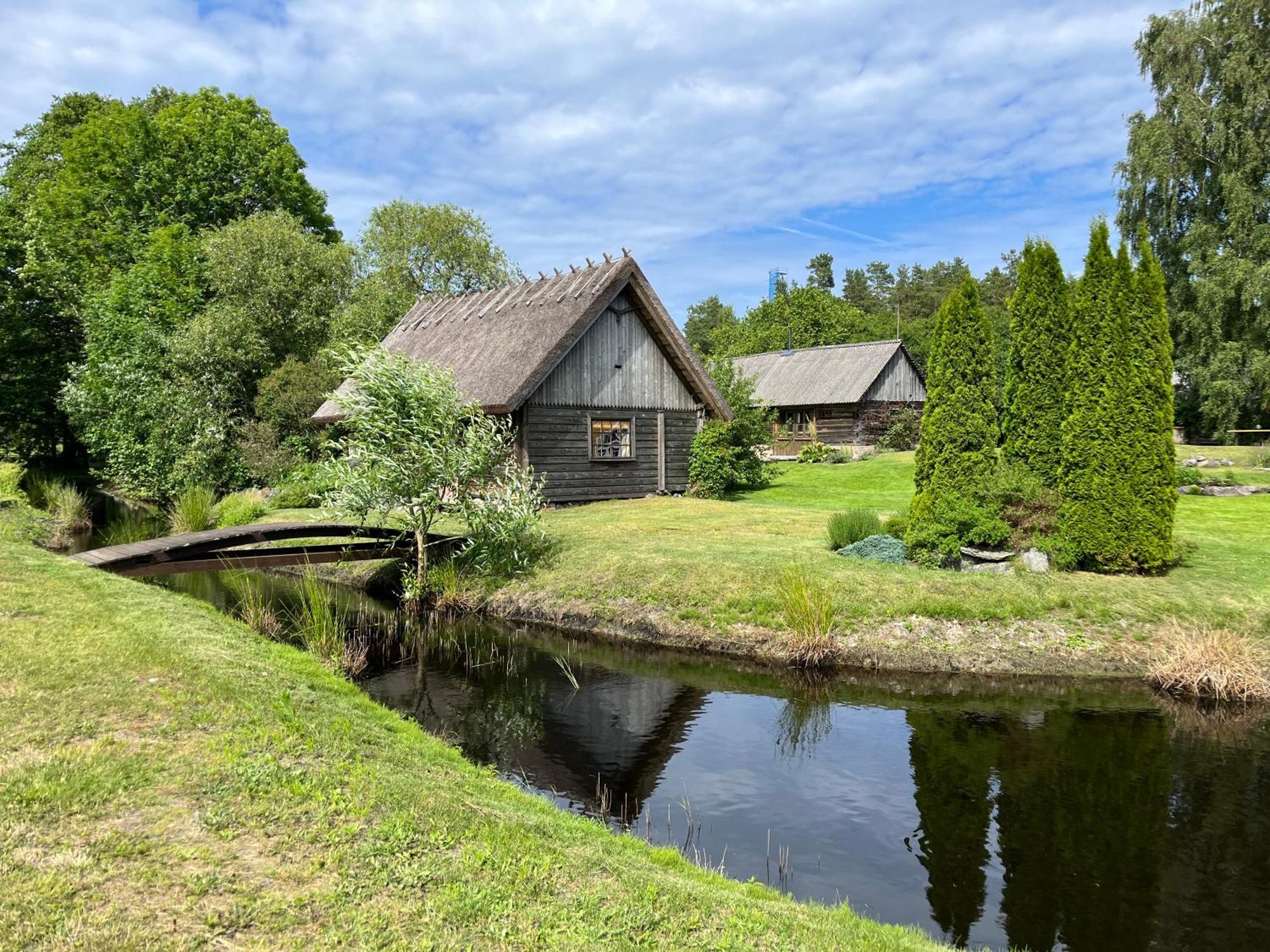 Ruhnu Bullers-Gita Talu Guest House Eksteriør bilde